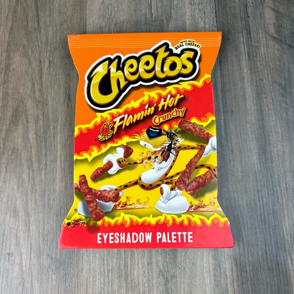 New! Cheetos Flamin' Hot Crunchy Eyeshadow Novelty Palette
